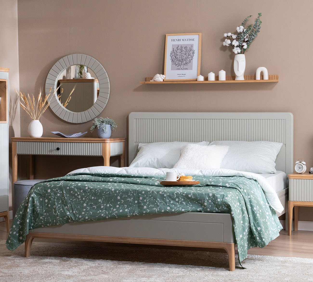 Кровать двуспальная Вида №1