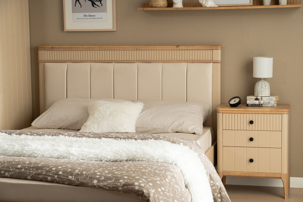 Кровать мягкая двуспальная Вида №12