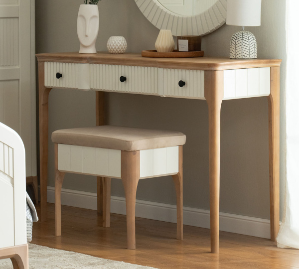 Консоль Вида №4 (Фасад Ёлка, Цвет Эмаль)