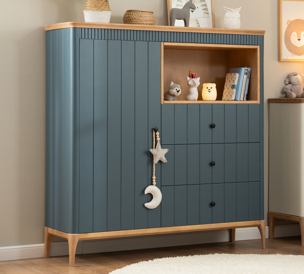 Комод Вида №41 (Фасад Ёлка, Цвет Эмаль,  Высота ножек 180)