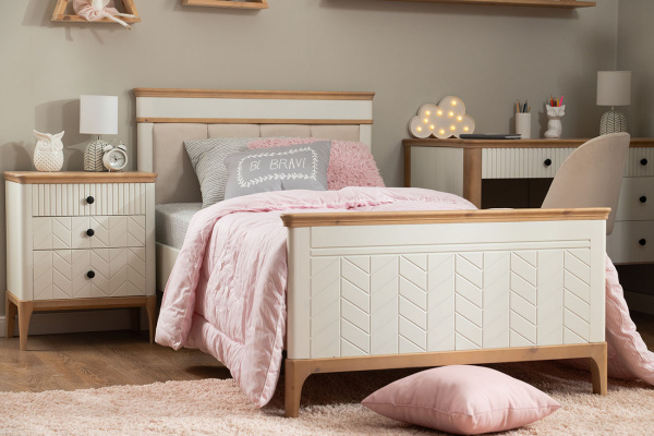 Кровать мягкая двуспальная Вида №21