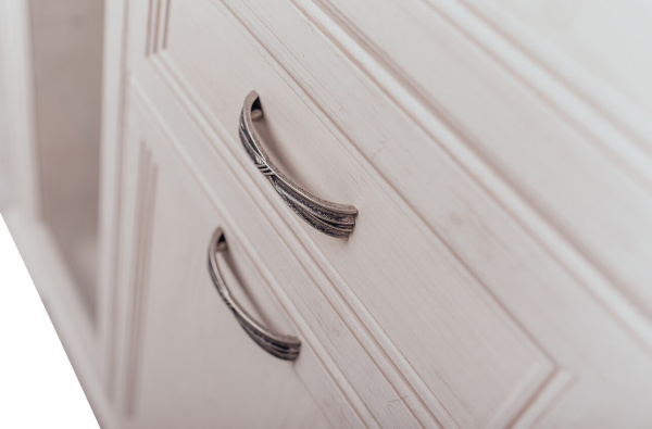 Шкаф с витриной 2V2D1S МОНАКО