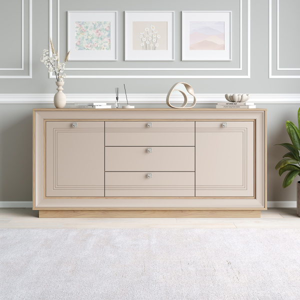 Комодино 1800 Прато