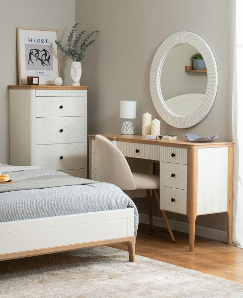 Стол туалетный Вида №1