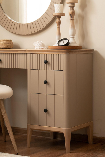 Стол туалетный Вида №2